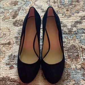 Ann Taylor Black Suede Wedges